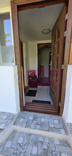 Casa de vanzare cu 5 camere in Mislea