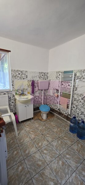 Casa de vanzare cu 5 camere in Mislea